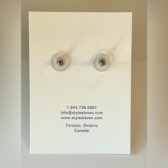 Square Crystal Charms - Picture 3 of 3